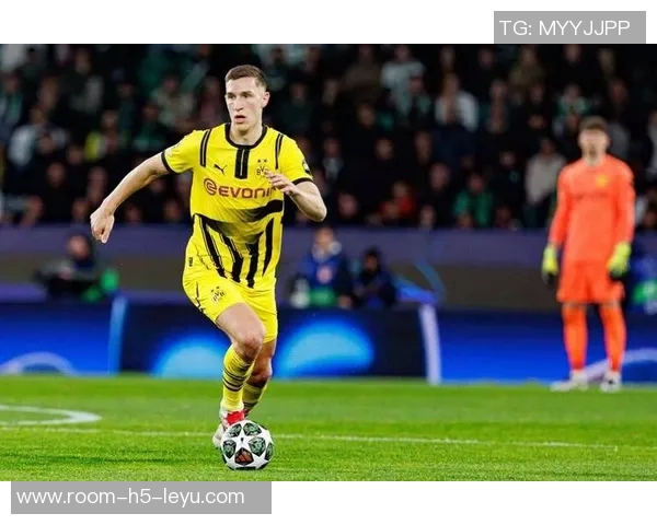 施洛特贝克强调争冠决心目前与榜首差距仅6分需展现雄心 施洛特贝克强调争冠决心目前与榜首差距仅6分需展现雄心